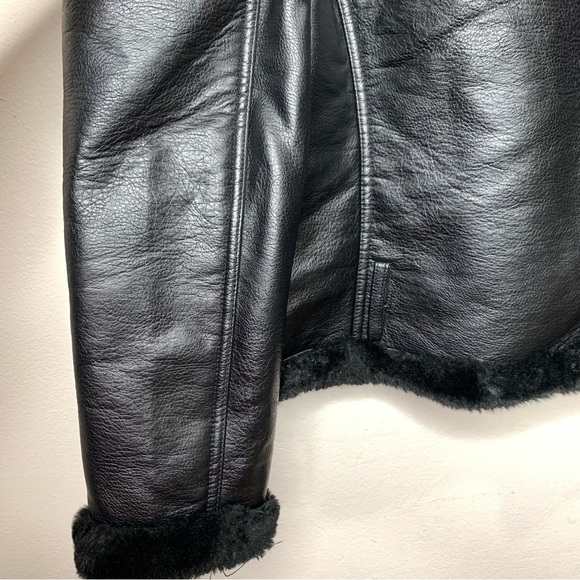 Abercrombie & Fitch Black Leather faux fur bomber jacket - Picture 6 of 14